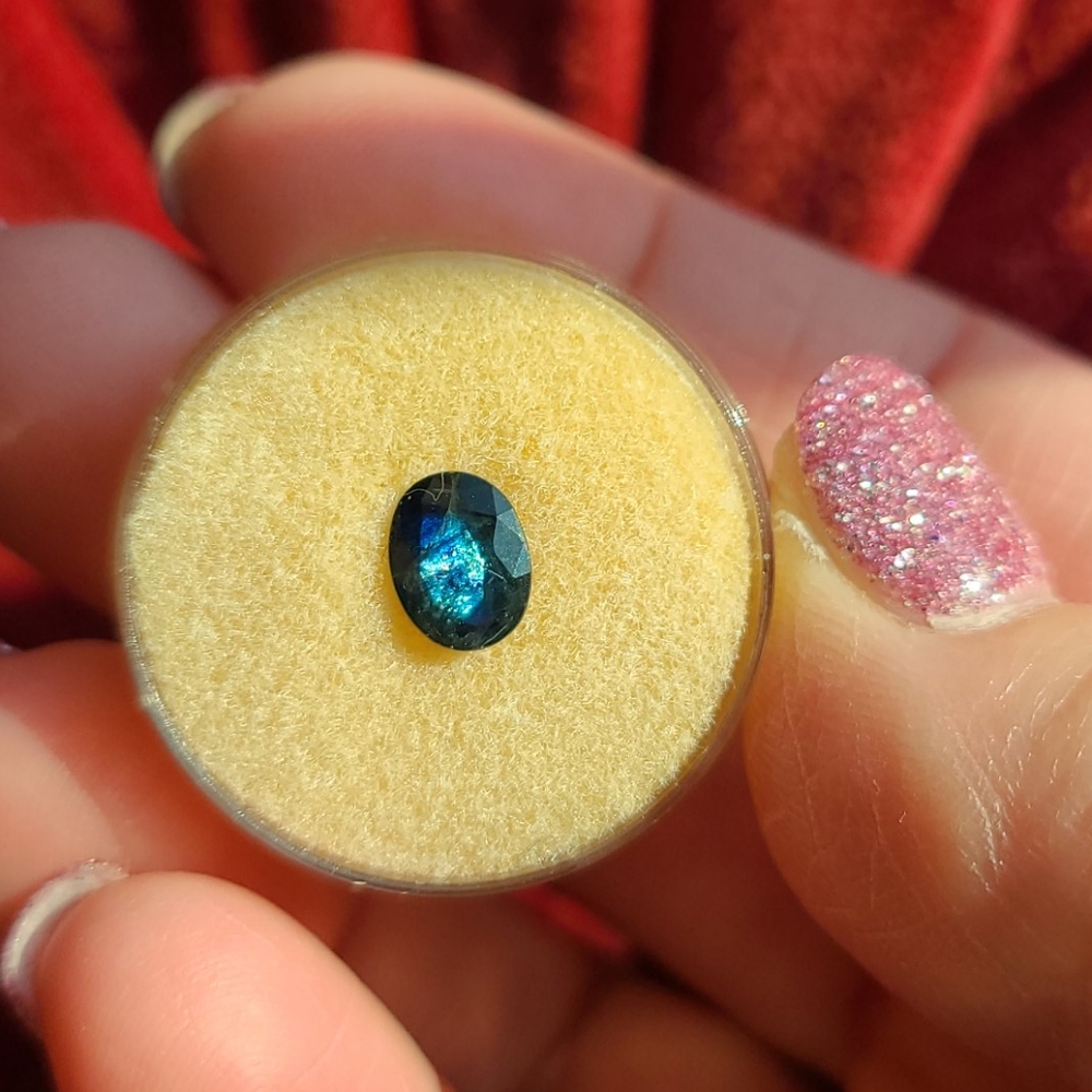 Sapphire 1.22 carats